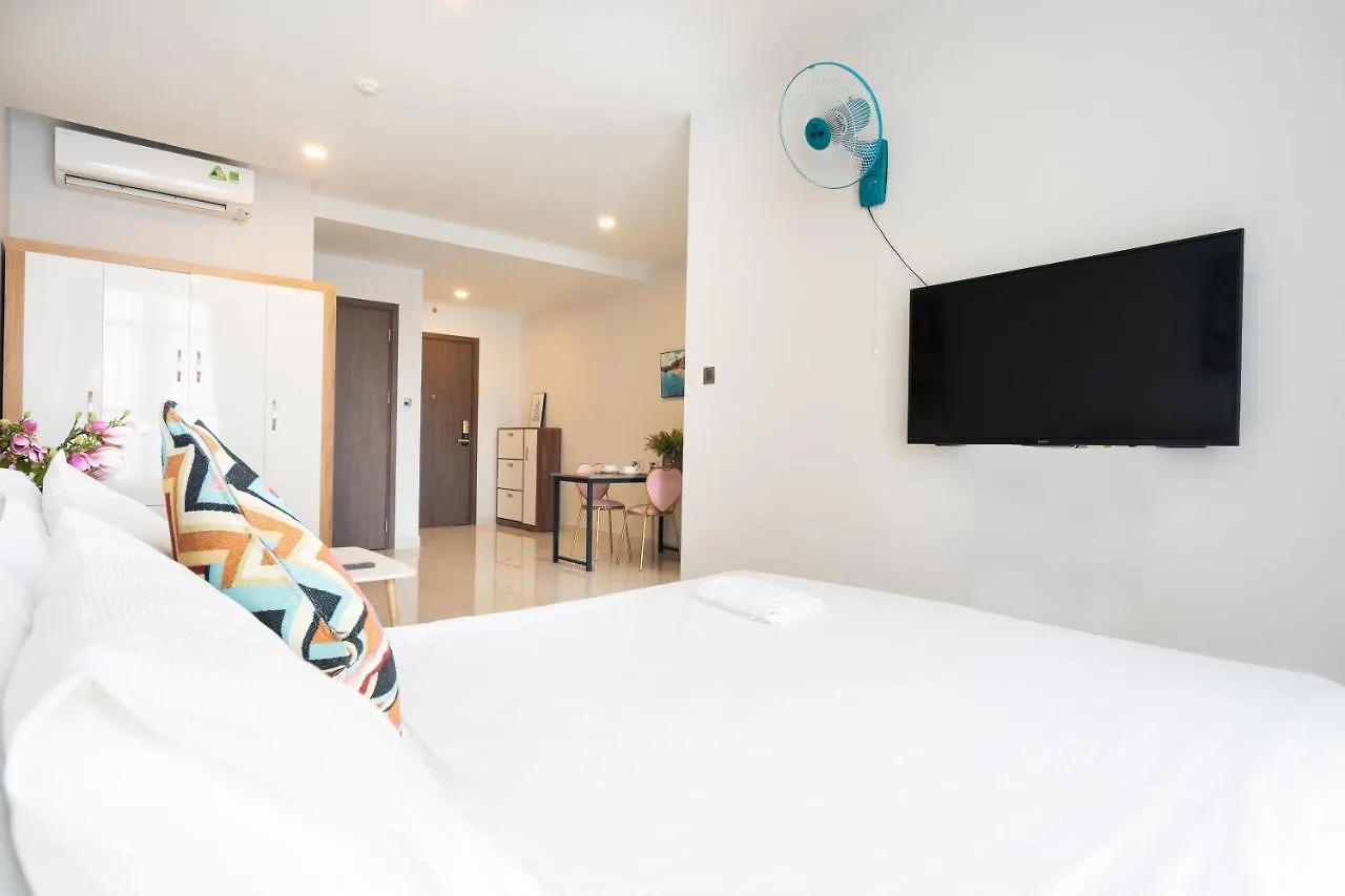 Saigon Royal For 30 Nights 1 Bedroom Stunning View In Center Ho Chi Minh City Apartment