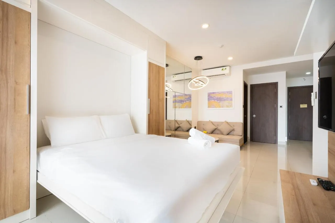 Saigon Royal For 30 Nights 1 Bedroom Stunning View In Center Ho Chi Minh City Apartment